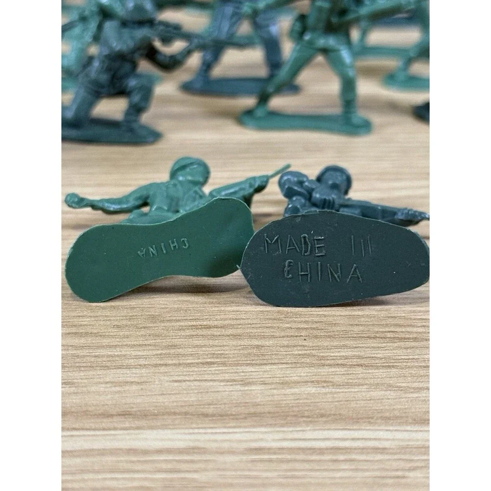 Vintage Plastic Green Army Men Lot - 3 Jumbo 6